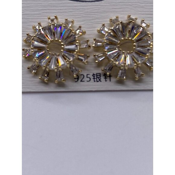 Elegant Womens Sunburst Earrings Zircon Detailing 925 Silver Post Gold Finish - Picture 5 of 8